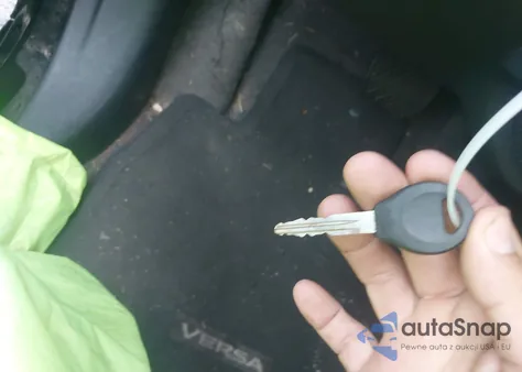 2012 Nissan Versa 1.6 S z USA, uszkodzony, nr VIN 3N1CN7AP5CL914841